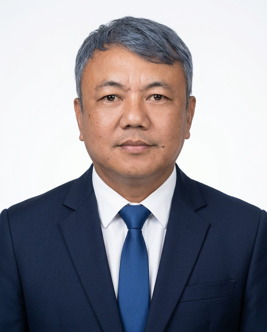 Dennis M. Magistrado